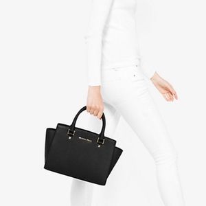 Michael kors Selma medium satchel bag. Black with gold hardware.